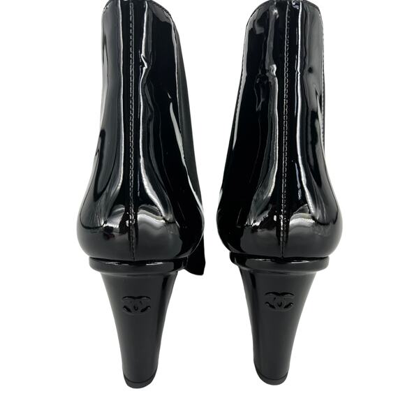 Chanel 2022 Patent Leather Chelsea Cap Toe Ankle Boots - Picture 14 of 16